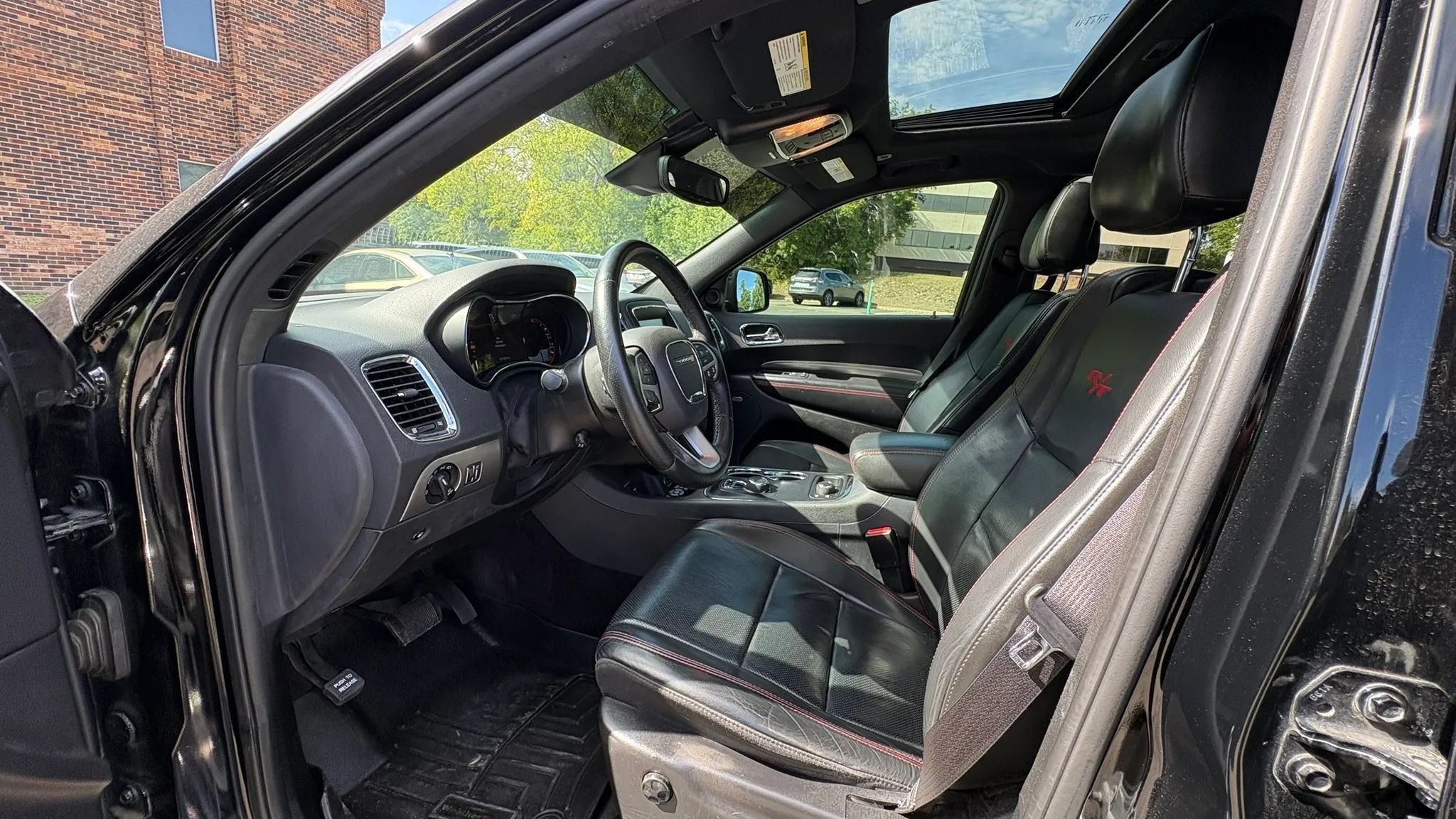Used 2017 Dodge Durango R/T w/ Technology Group AWD/4WD image 21