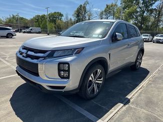 Used 2025 Mitsubishi Outlander Sport SE video 1