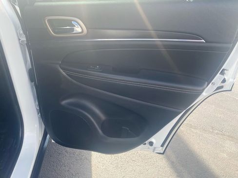 Used 2015 Jeep Grand Cherokee Limited w/ Trailer Tow Group IV image 24