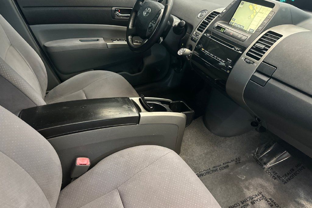 Used 2008 Toyota Prius w/ Pkg 5 FWD image 15