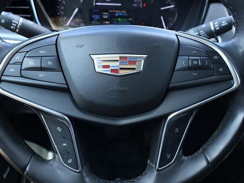 Used 2018 Cadillac XT5 Premium Luxury FWD image 20