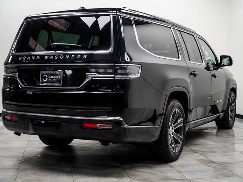 Used 2024 Jeep Grand Wagoneer L Base image 12