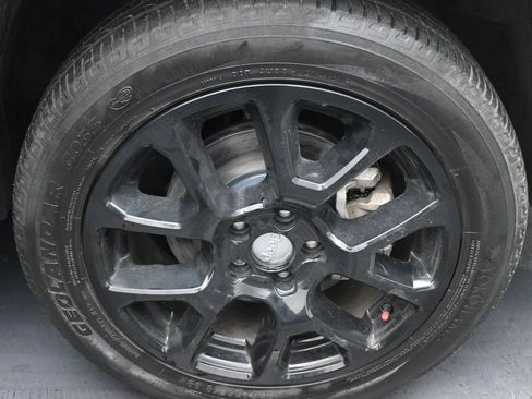 Used 2022 Jeep Compass Latitude w/ Sun and Sound Group image 35