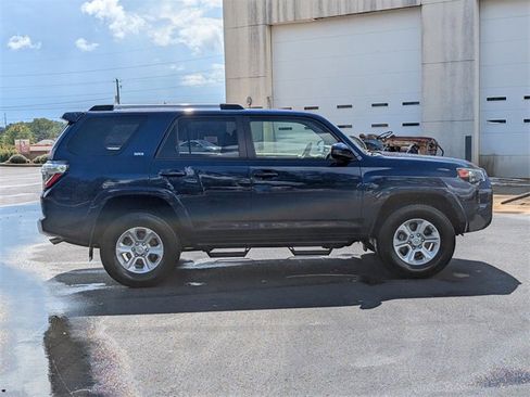 Used 2019 Toyota 4Runner 4WD image 7