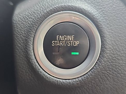 Used 2019 Buick Envision Essence w/ LPO, Active Package image 22