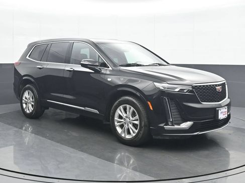 Used 2023 Cadillac XT6 Luxury AWD/4WD image 9