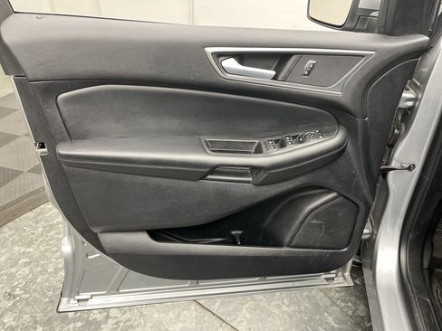 Used 2021 Ford Edge SEL w/ Cargo Accessory Package image 8