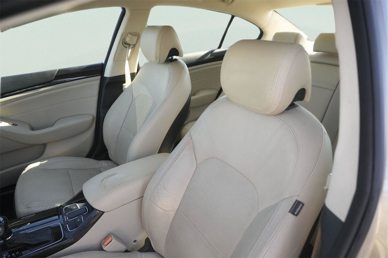 Used 2015 Kia Cadenza Premium FWD image 10