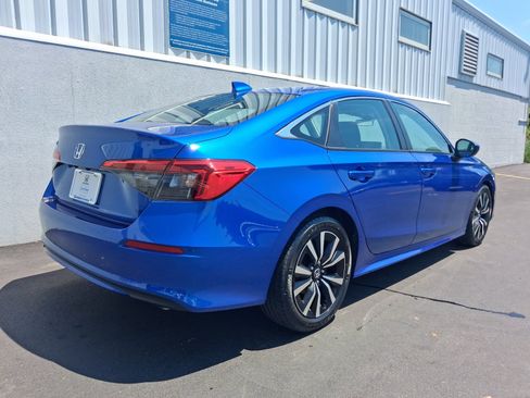 Used 2023 Honda Civic EX image 10