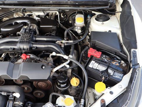 Used 2013 Subaru Impreza 2.0i Premium image 40