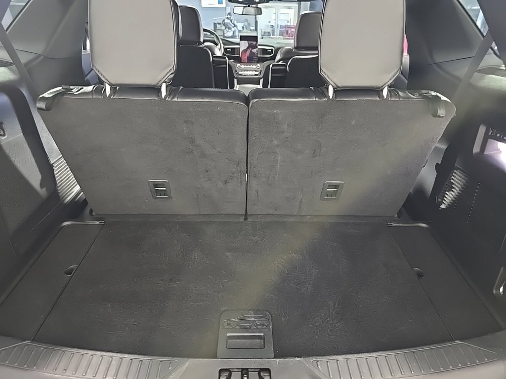 Used 2020 Ford Explorer ST w/ Premium Technology Package AWD/4WD image 32