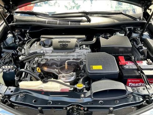 Used 2012 Toyota Camry LE FWD image 30