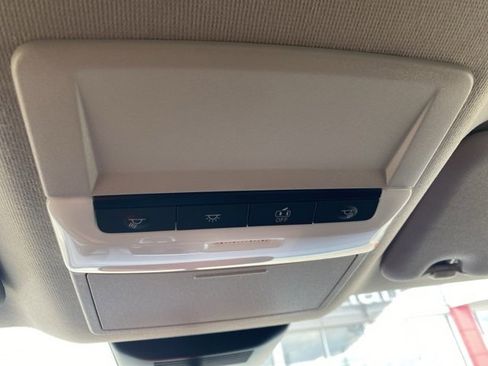 New 2025 Nissan Sentra SR image 25