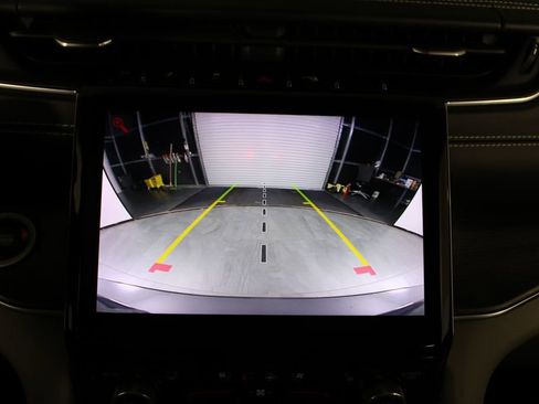 Used 2022 Jeep Grand Cherokee L Overland w/ MOPAR Finishing Package image 32