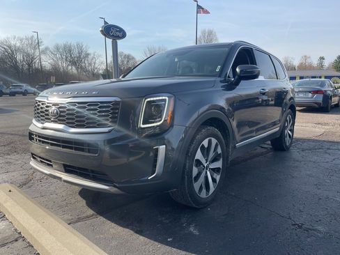 Used 2020 Kia Telluride S image 2
