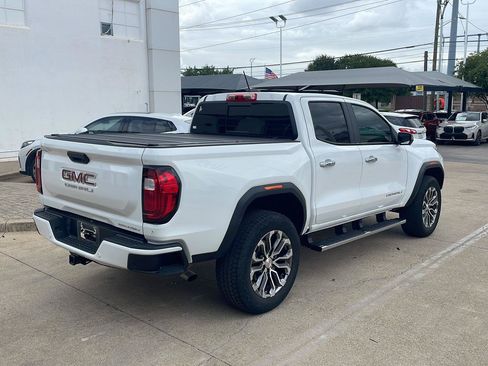 Used 2024 GMC Canyon Denali AWD/4WD image 3