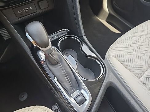 Used 2023 Buick Encore GX Essence w/ Experience Buick Package FWD image 43