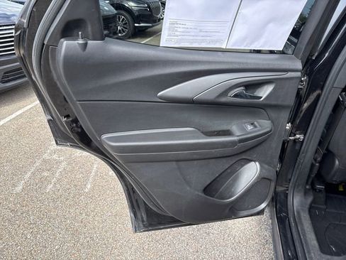 Used 2023 Chevrolet TrailBlazer LT w/ Convenience Package image 21