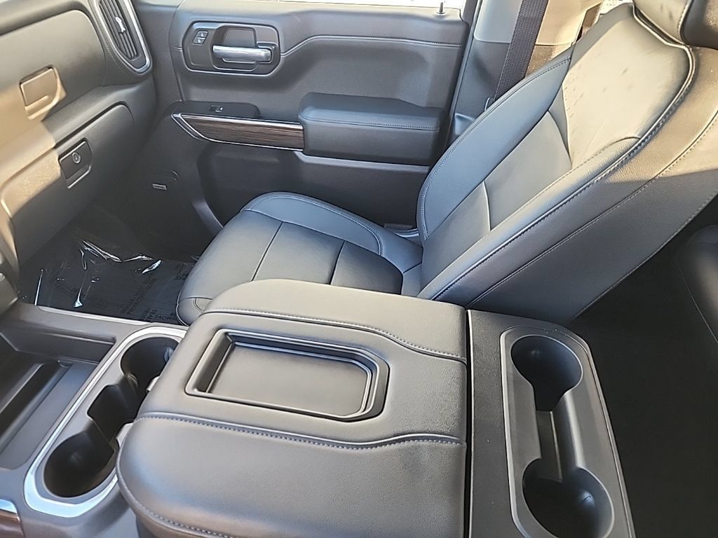 Used 2021 Chevrolet Silverado 1500 LT Trail Boss w/ Convenience Package II AWD/4WD image 21