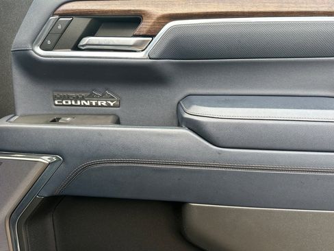 Used 2023 Chevrolet Silverado 1500 High Country w/ Technology Package image 20