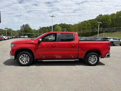 Used 2025 Chevrolet Silverado 1500 LT w/ Z71 Off-Road Package AWD/4WD image 8