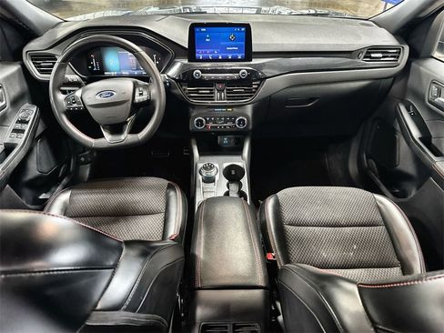 Used 2023 Ford Escape ST-Line image 25