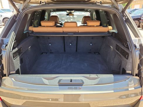 Used 2026 BMW X5 xDrive40i w/ M Sport Package AWD/4WD image 12