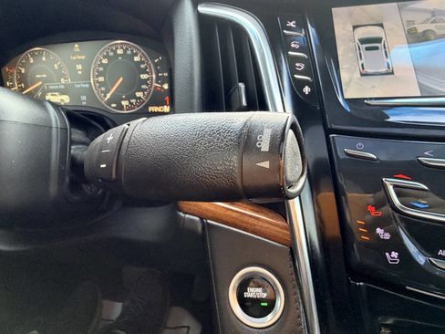 Used 2015 Cadillac Escalade Premium image 26