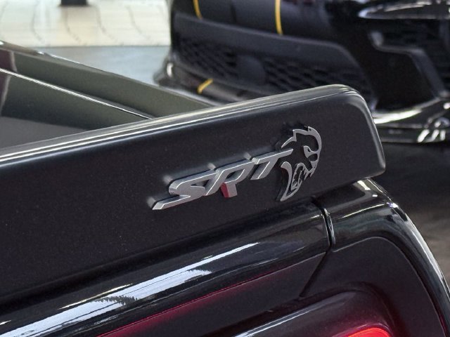 Used 2023 Dodge Challenger SRT Hellcat RWD image 14