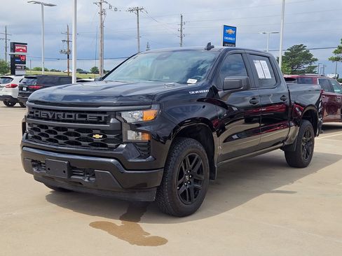 Used 2026 Chevrolet Silverado 1500 Custom AWD/4WD image 4