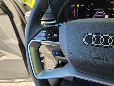 New 2025 Audi Q5 Premium image 12