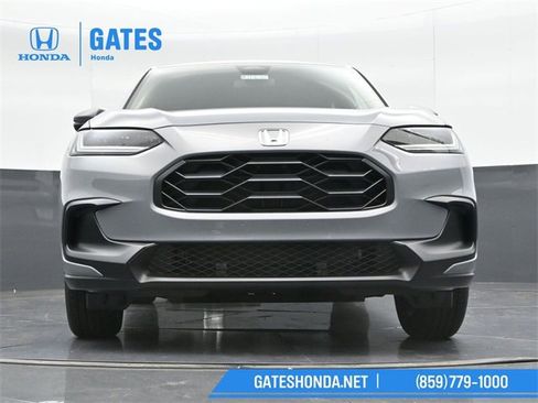 Certified 2025 Honda HR-V Sport image 40