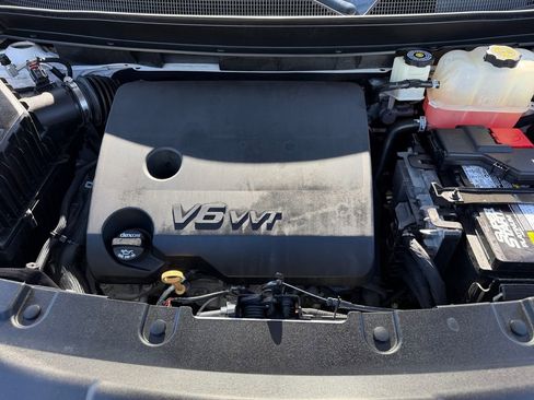 Used 2020 Chevrolet Traverse Premier FWD image 28