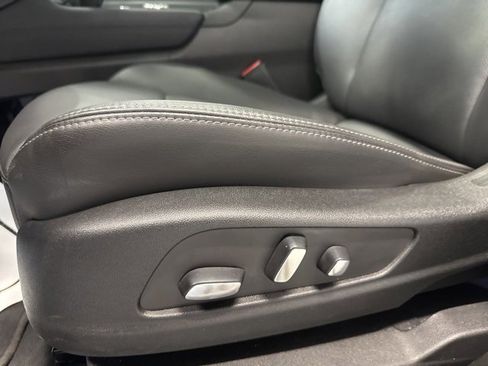 Used 2024 Cadillac XT6 Sport image 19