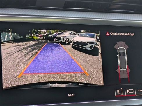 Used 2025 Audi Q3 2.0T Premium w/ Convenience Package image 19