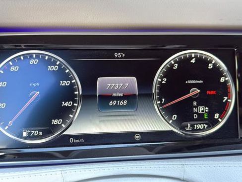 Used 2016 Mercedes-Benz S 550 4MATIC Sedan image 16