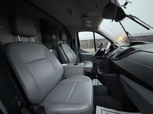 Used 2017 Ford Transit 150 130 Low Roof w/ Exterior Upgrade Package image 7