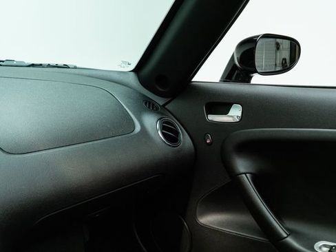 Used 2007 Pontiac Solstice GXP w/ Premium Package image 26