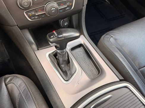 Used 2022 Dodge Charger SXT w/ Leather Interior Group RWD image 39