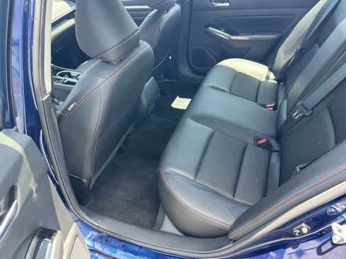 Used 2023 Nissan Altima 2.5 SR FWD image 32