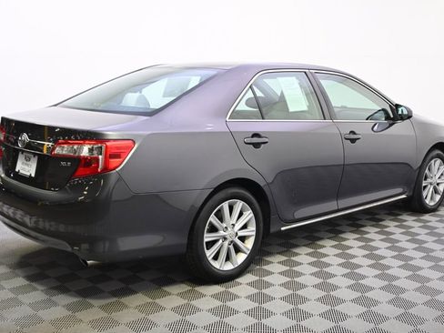 Used 2012 Toyota Camry XLE FWD image 7