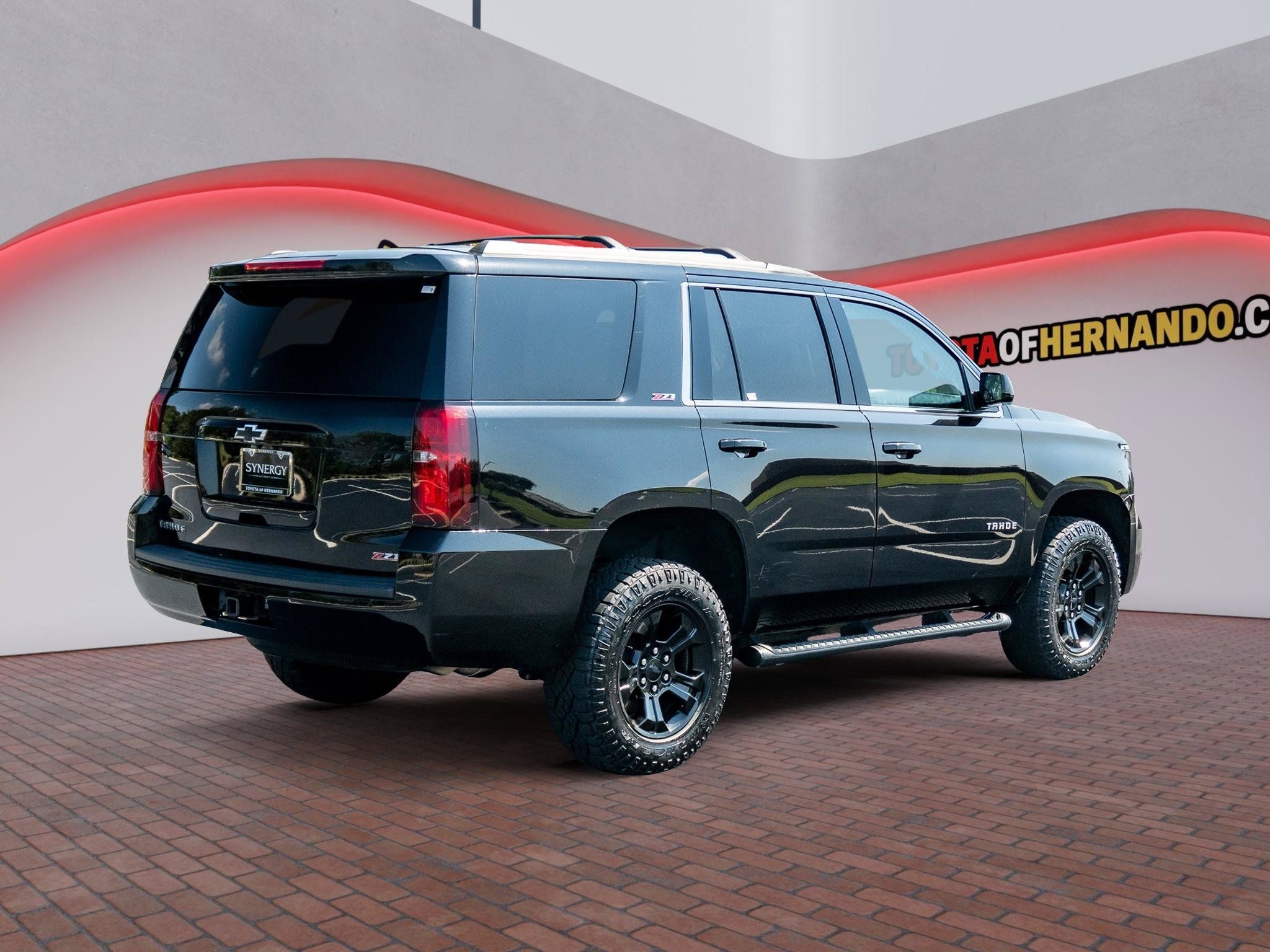 Used 2019 Chevrolet Tahoe LT w/ Z71 Midnight Edition AWD/4WD image 6