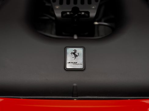Used 2011 Ferrari 458 Italia Coupe RWD image 68
