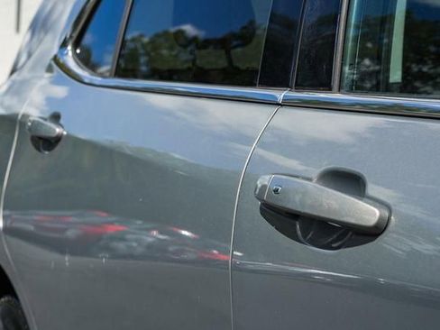 Used 2018 Chevrolet Equinox LT w/ Sun & Infotainment Package image 17