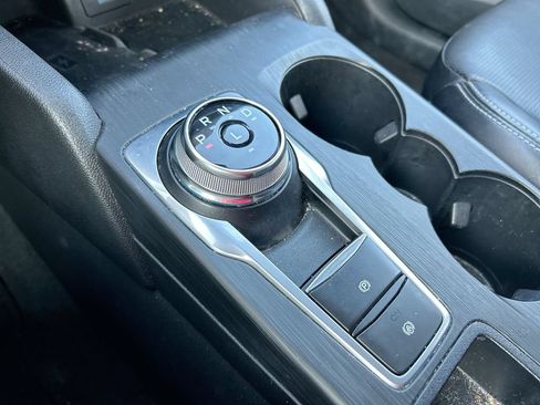 Used 2023 Ford Escape Platinum AWD/4WD image 27