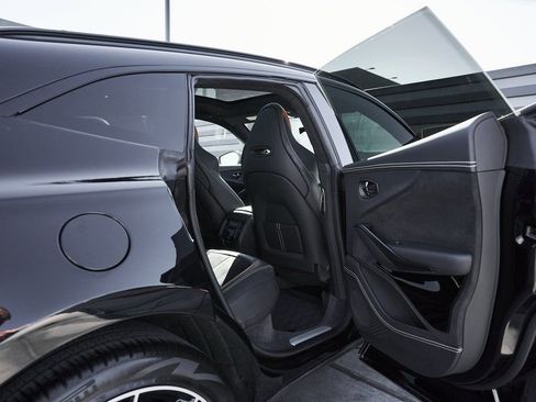 Used 2023 Aston Martin DBX 707 image 22