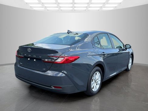 Used 2025 Toyota Camry LE FWD image 7