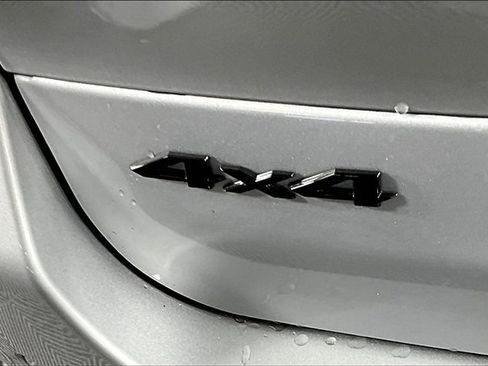 New 2025 Jeep Grand Cherokee L Altitude image 10