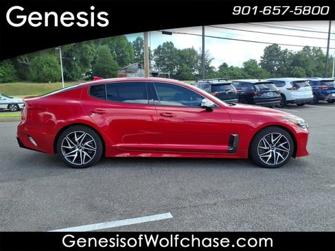 Used 2022 Kia Stinger GT-Line w/ Sun & Sound Package RWD image 6