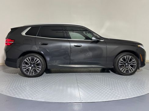 Certified 2025 BMW X3 xDrive30i w/ M Sport Package image 8